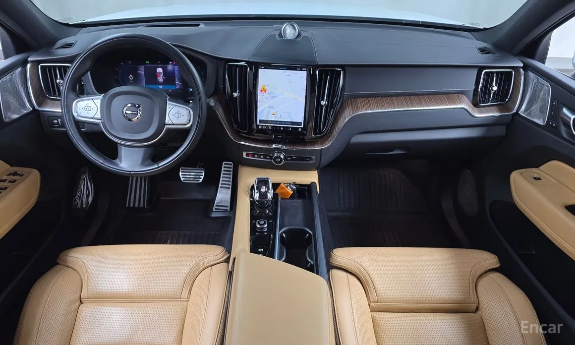 Фото 7 - Volvo XC60