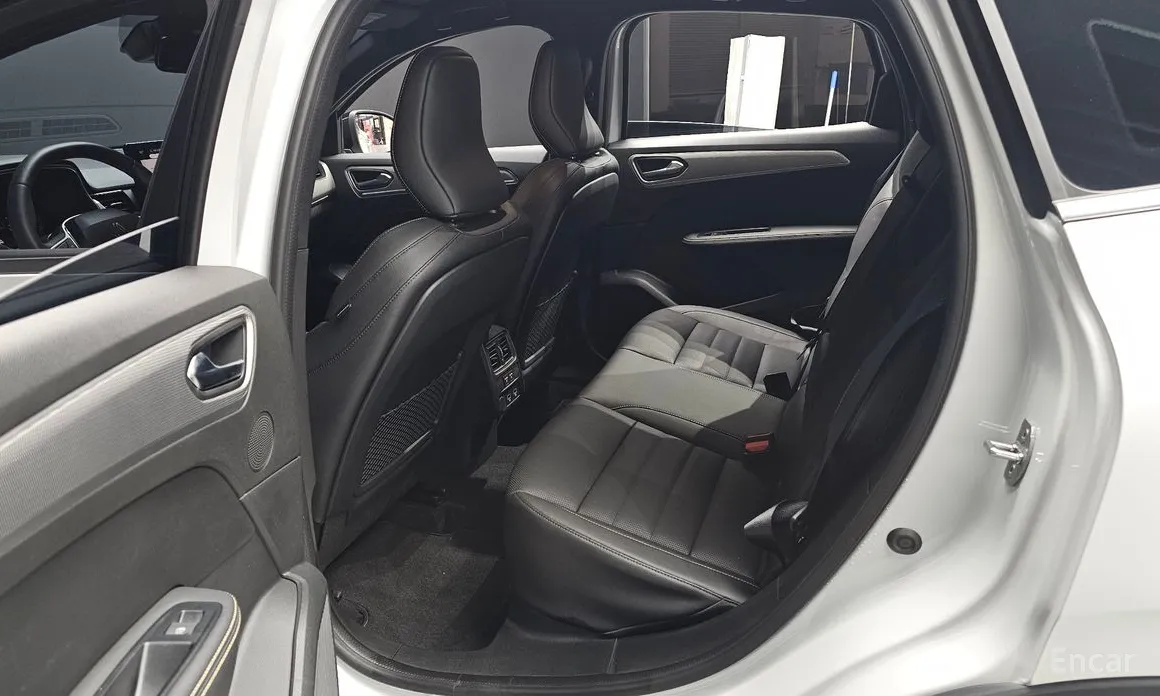 Фото 12 - Renault Arkana