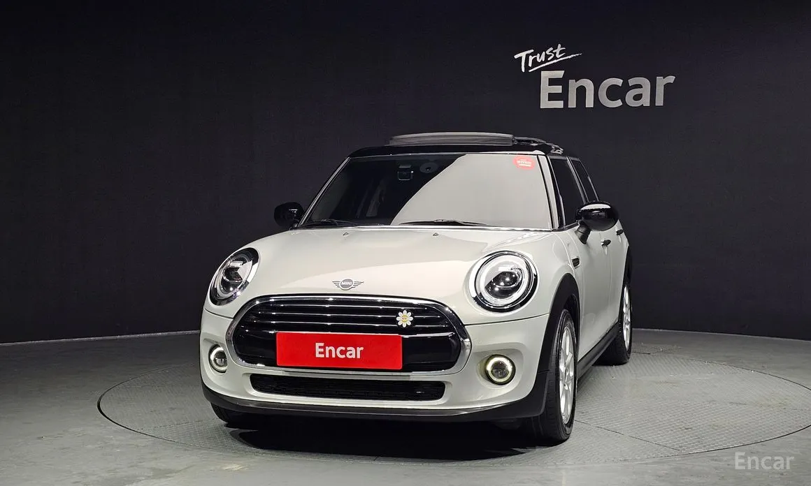 Фото 3 - Mini Cooper