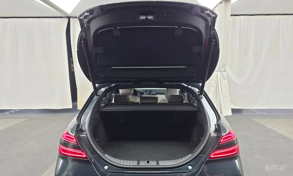 Фото 20 - Genesis G70