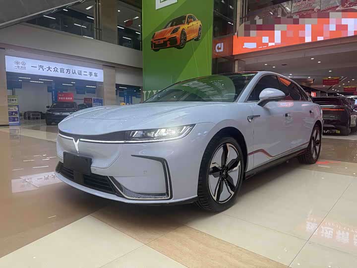 Фото 1 - Voyah Passion