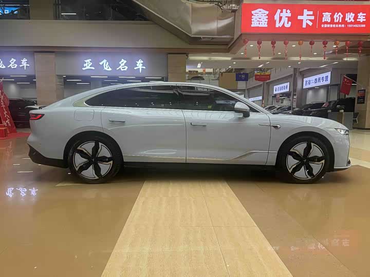 Фото 4 - Voyah Passion