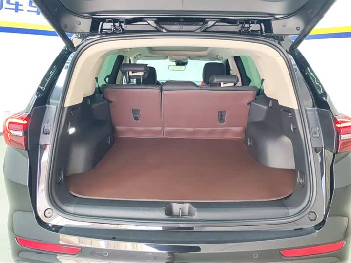 Фото 4 - Buick Envision Plus