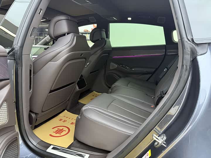 Фото 6 - Denza Z9