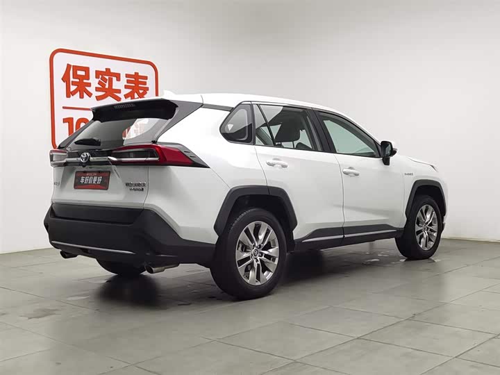 Фото 2 - Toyota Wildlander