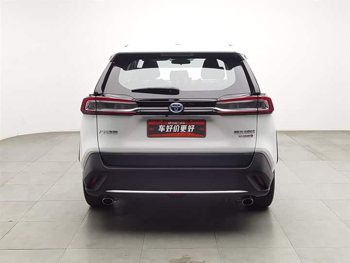 Фото 4 - Toyota Wildlander