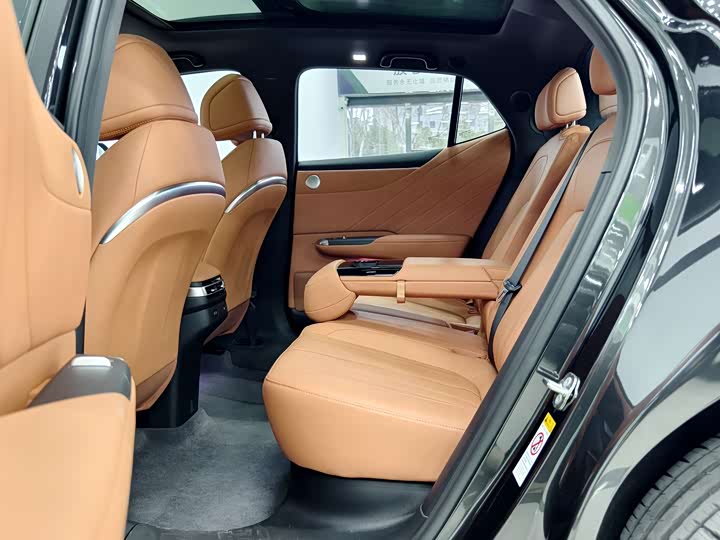 Фото 8 - Changan Qiyuan (Nevo) E07