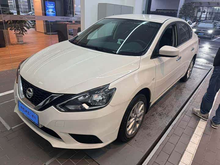 Фото 1 - Nissan Sylphy