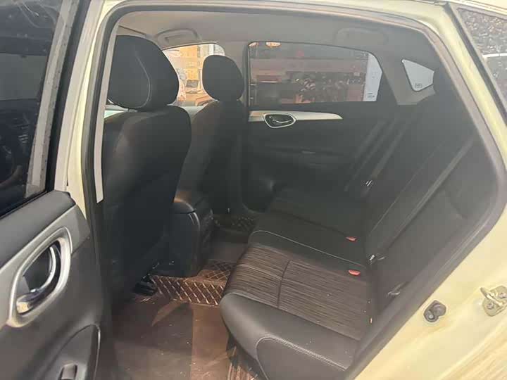 Фото 5 - Nissan Sylphy