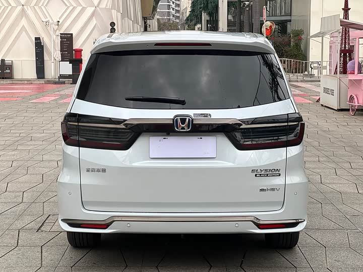 Фото 5 - Honda Elysion