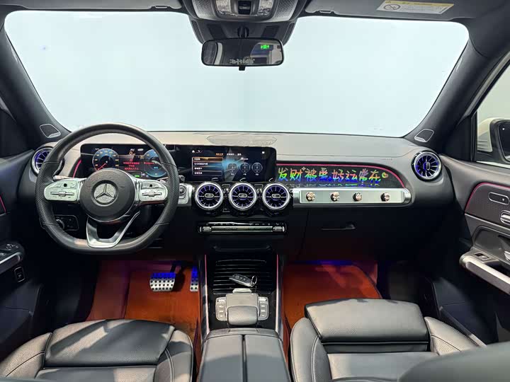 Фото 6 - Mercedes-Benz EQB