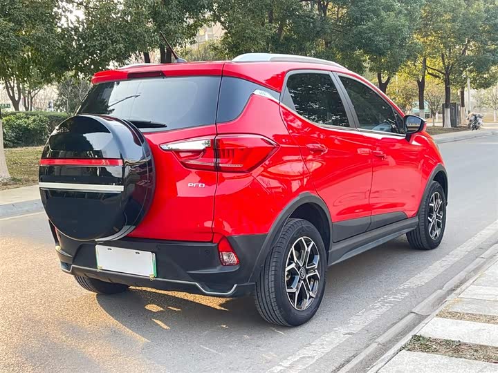 Фото 7 - BYD Yuan Pro