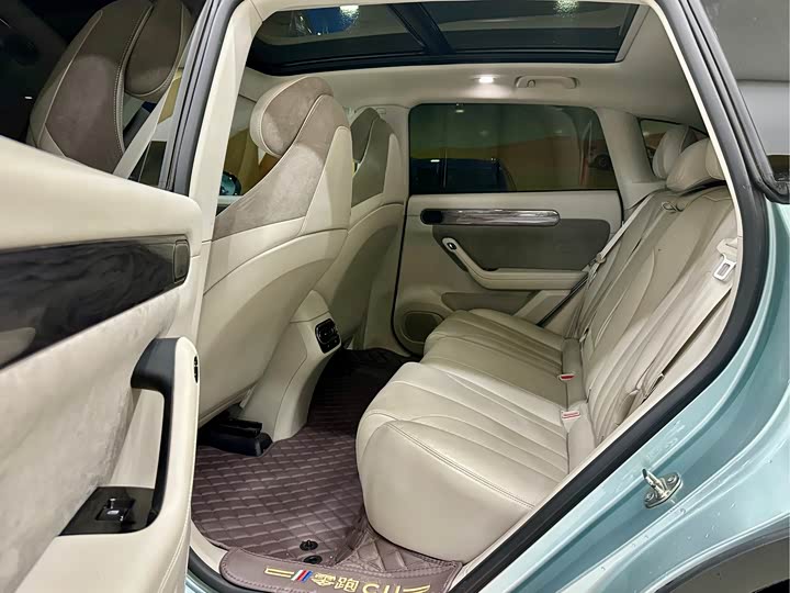 Фото 9 - Leapmotor C11