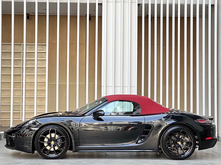 Фото 4 - Porsche 718