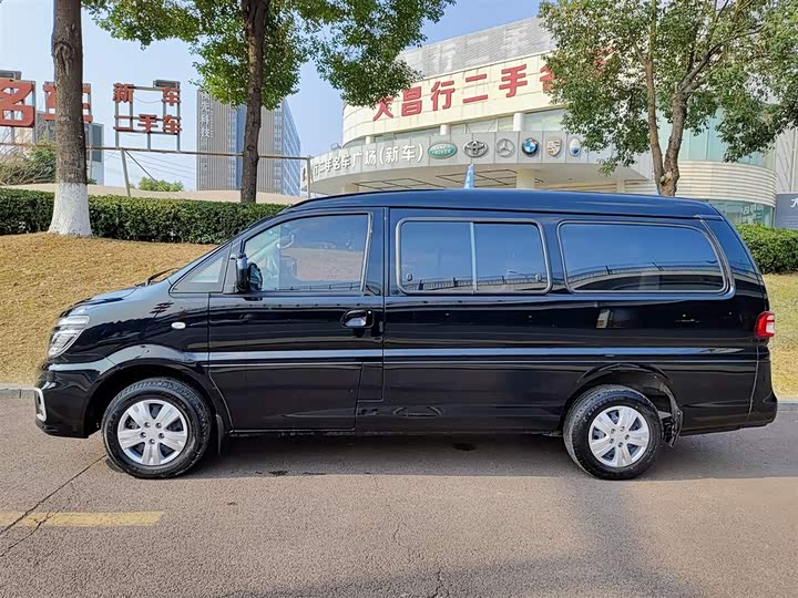 Фото 3 - Dongfeng Forthing Lingzhi M5