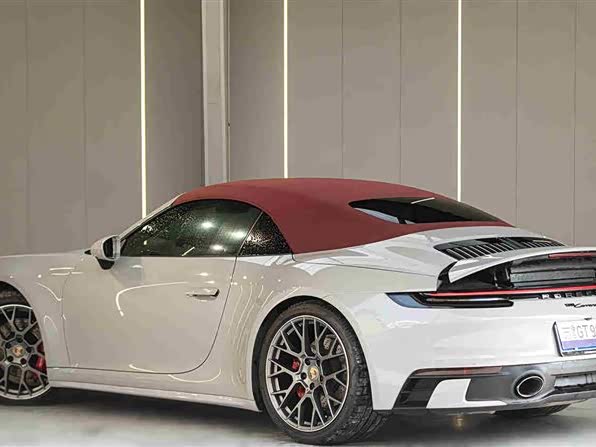 Фото 5 - Porsche 911