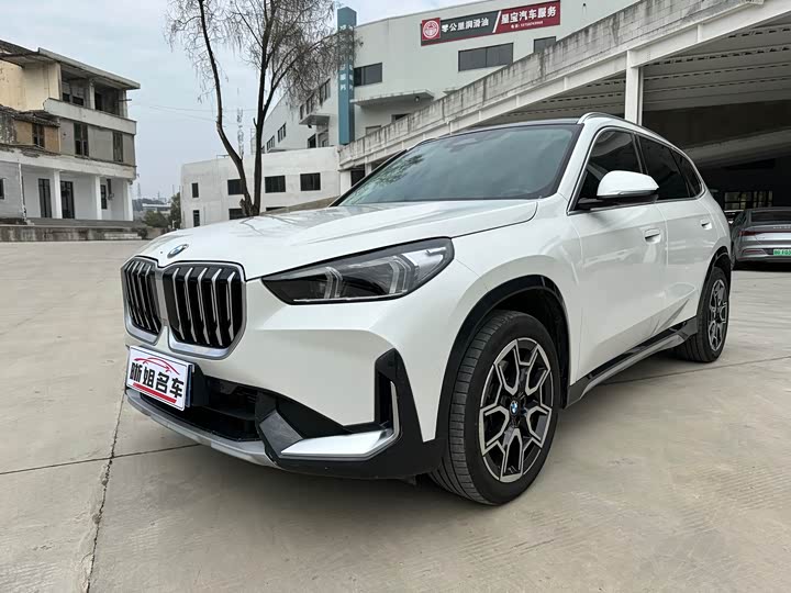 Фото 1 - BMW X1