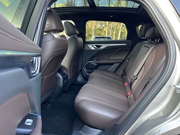 Фото 8 - Wey Mocca Hybrid