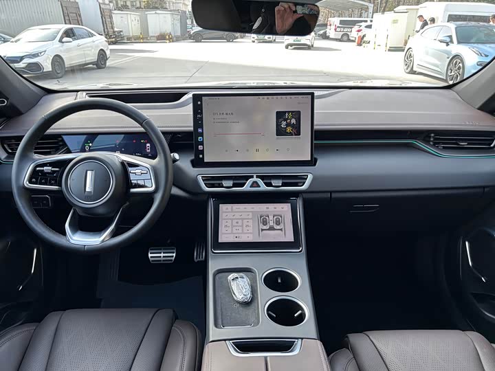 Фото 9 - Wey Mocca Hybrid