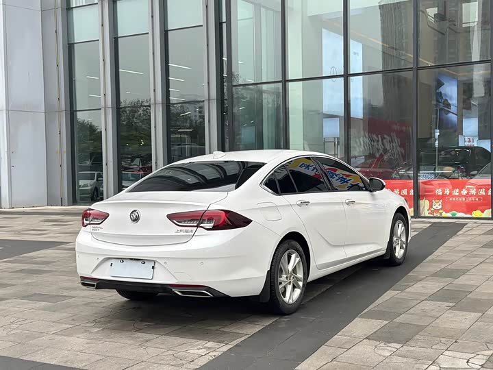 Фото 4 - Buick Regal