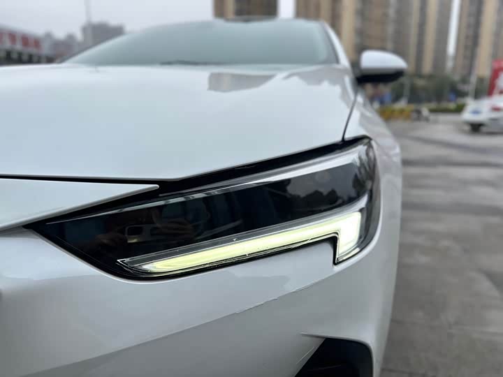 Фото 8 - Buick Regal