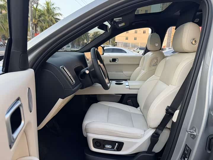 Фото 4 - LiXiang L9