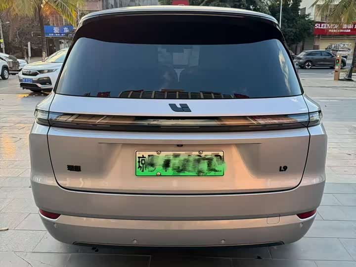 Фото 8 - LiXiang L9