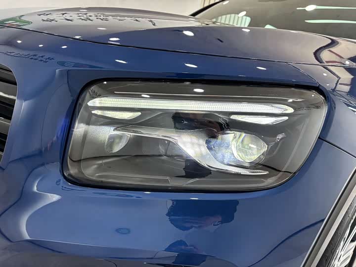 Фото 8 - Mercedes-Benz GLB-Class