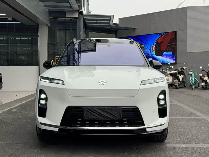 Фото 3 - Nio ES8