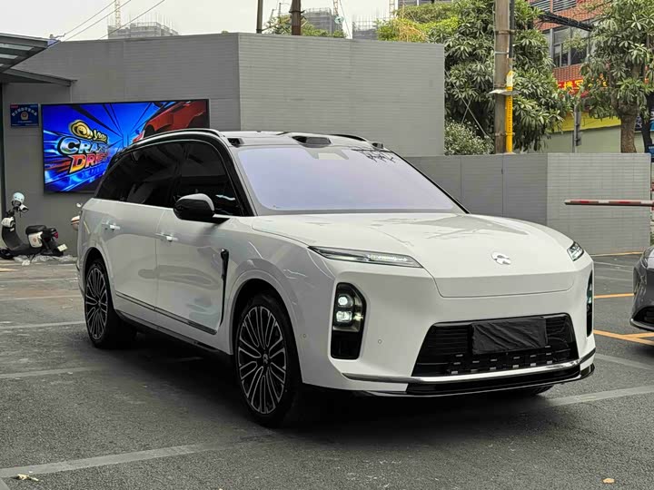 Фото 8 - Nio ES8