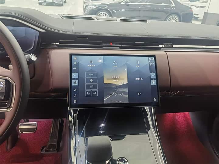 Фото 9 - Land Rover Range Rover Sport