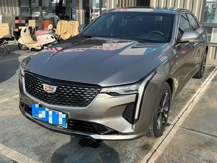 Фото 1 - Cadillac CT4