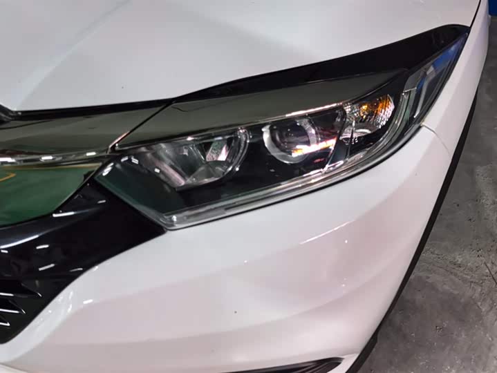 Фото 5 - Honda Vezel