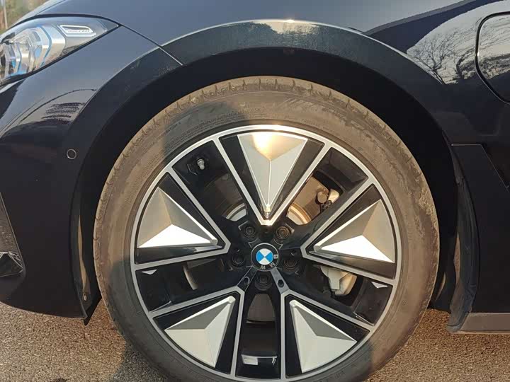 Фото 7 - BMW i3