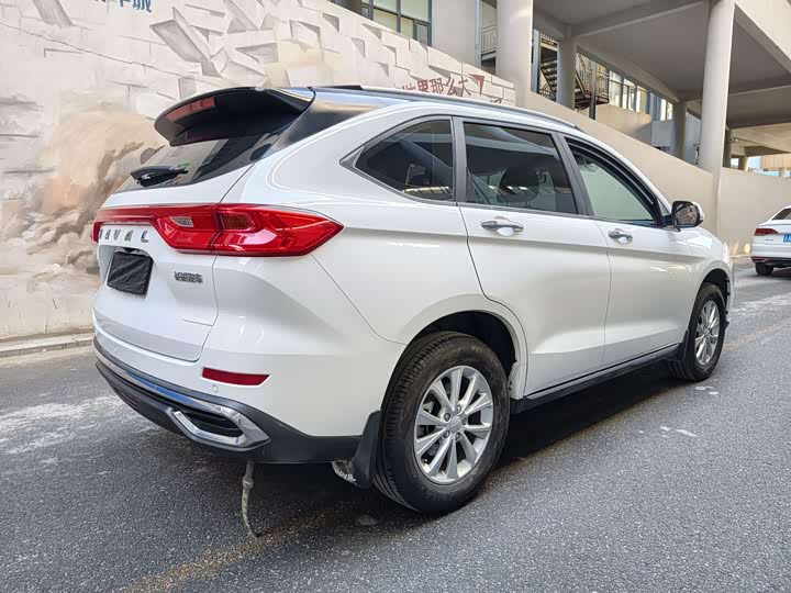 Фото 7 - Haval M6