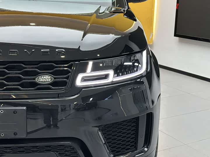 Фото 9 - Land Rover Range Rover Sport