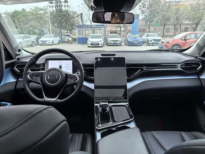 Photo 8 - Bestune T90