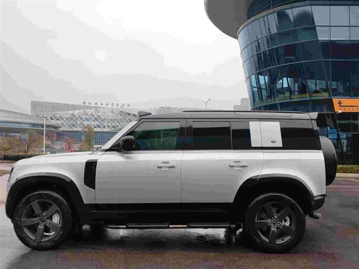 Фото 3 - Land Rover Defender