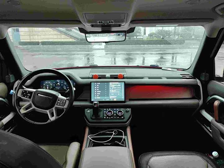 Фото 7 - Land Rover Defender