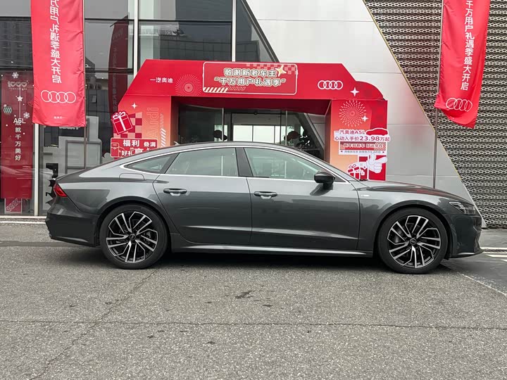 Фото 3 - Audi A7