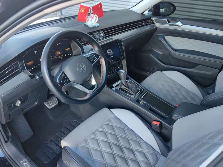 Фото 8 - Volkswagen Magotan