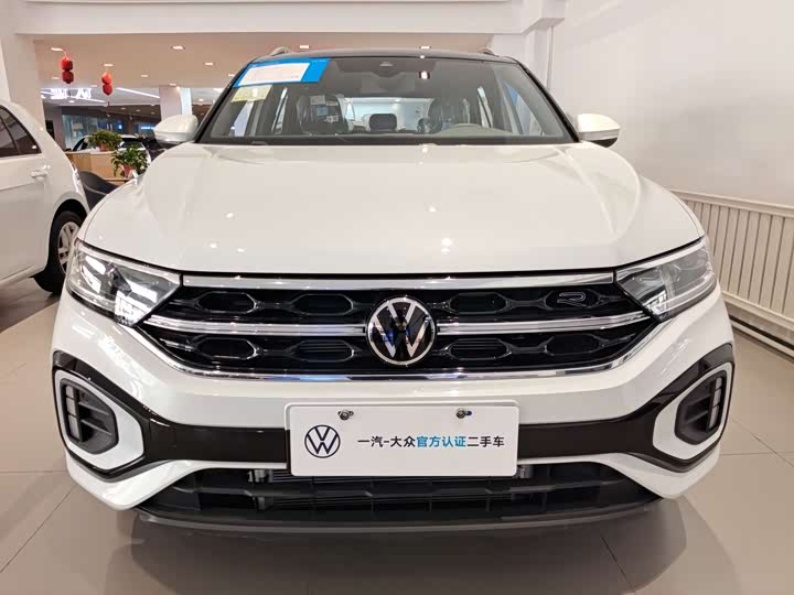 Фото 2 - Volkswagen T-Roc