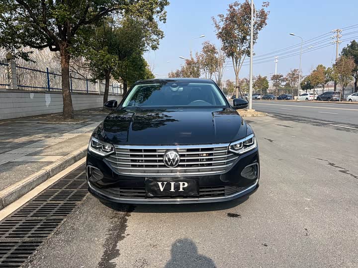 Фото 2 - Volkswagen Lavida