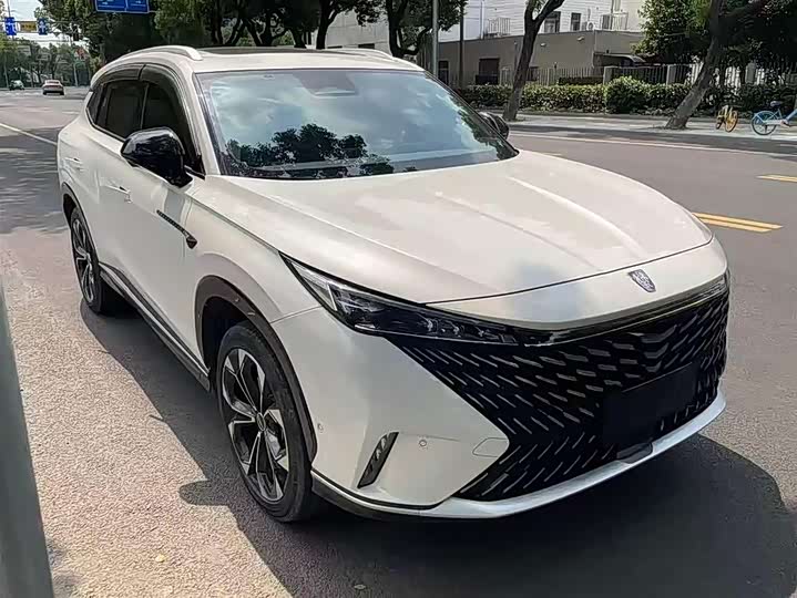 Фото 2 - Roewe RX5