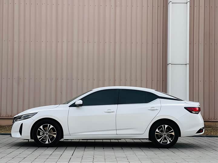 Фото 5 - Nissan Sylphy