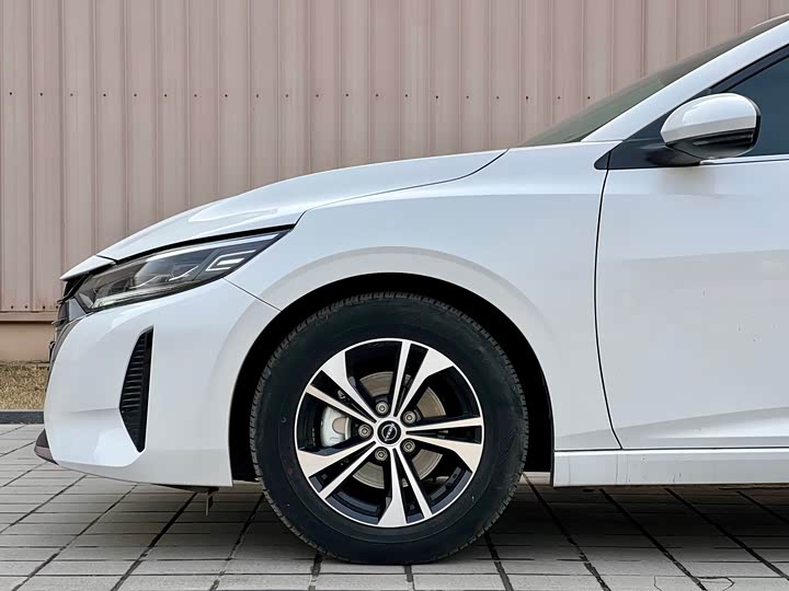 Фото 6 - Nissan Sylphy