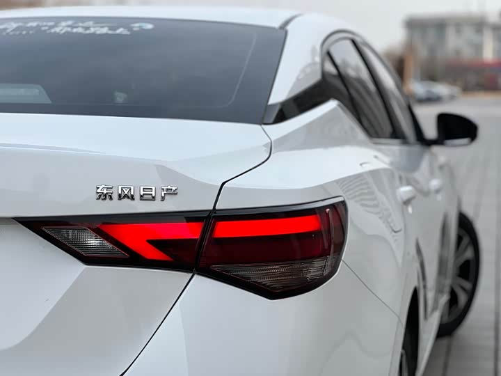 Фото 8 - Nissan Sylphy