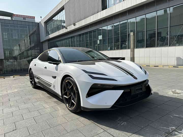 Фото 3 - Lotus Emeya