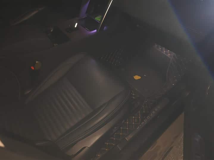 Фото 8 - Land Rover Discovery Sport