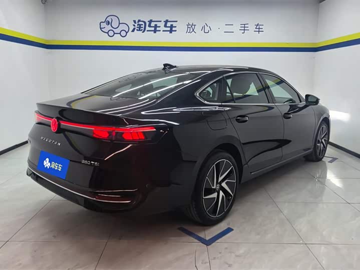 Фото 3 - Volkswagen Magotan